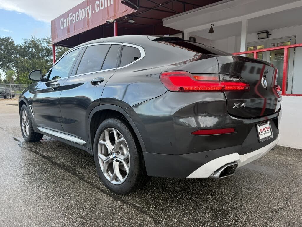 2023 BMW X4
