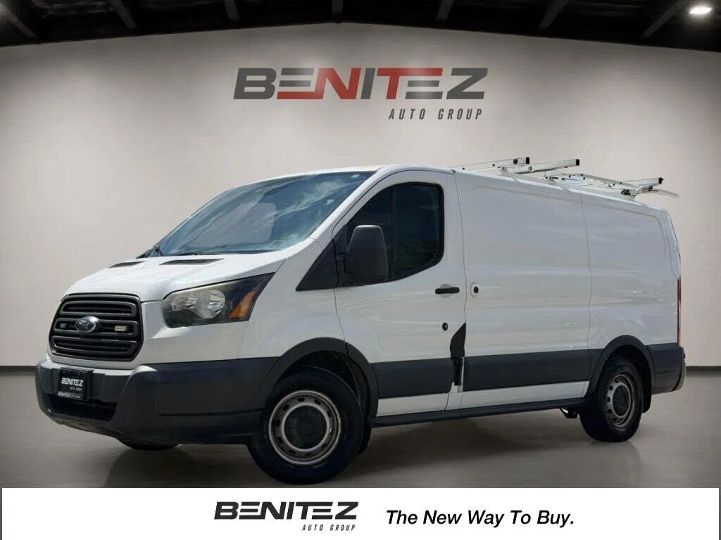 2017 FORD Transit