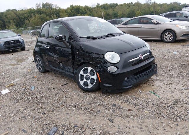2015 FIAT 500