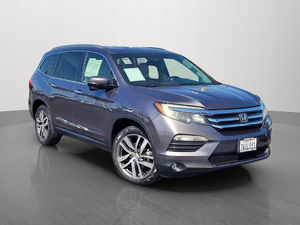 2017 HONDA Pilot