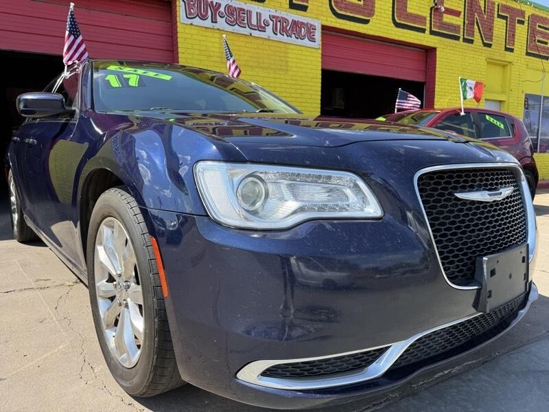 2017 CHRYSLER 300