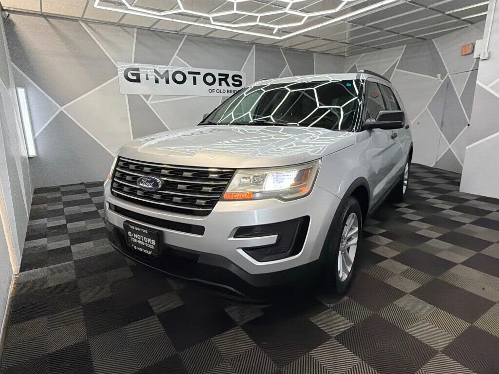 2016 FORD Explorer