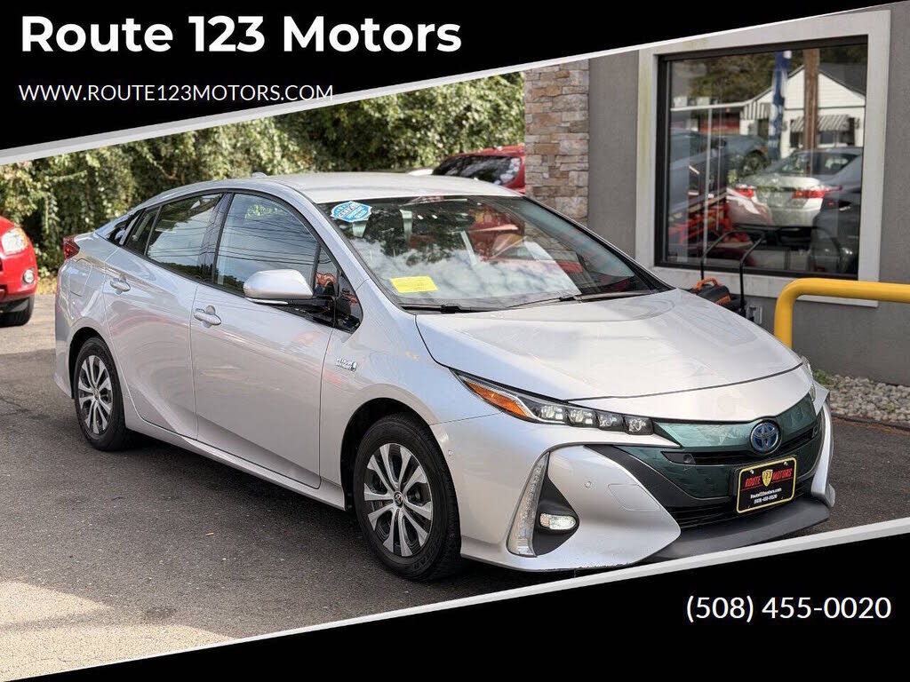 2020 TOYOTA Prius