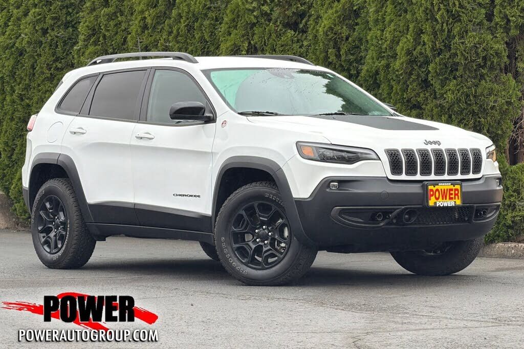 2022 JEEP Cherokee