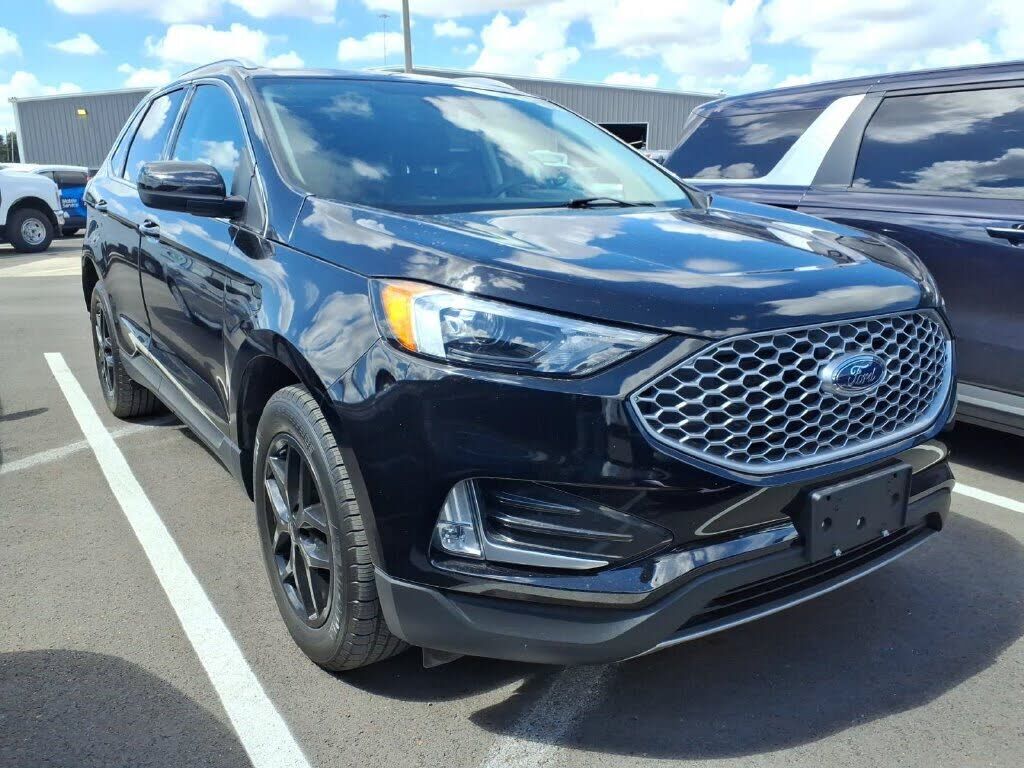 2024 FORD Edge