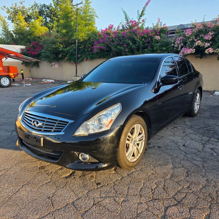 2012 INFINITI G25