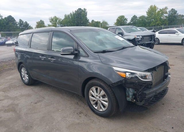 2017 KIA Sedona