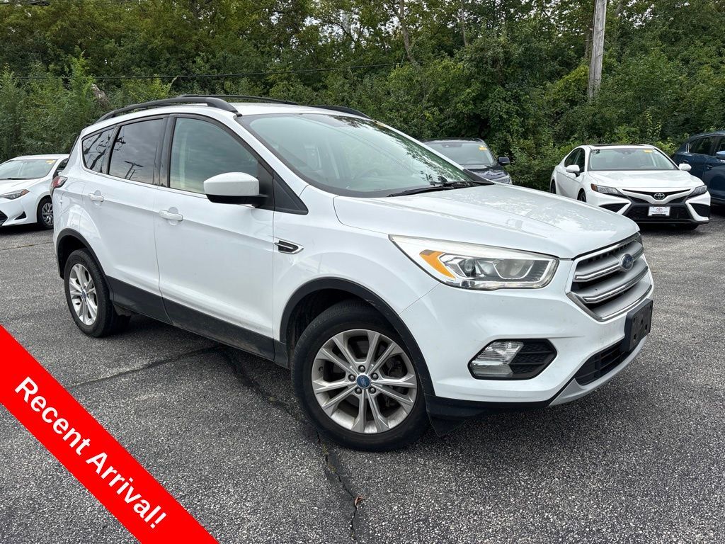 2017 FORD Escape
