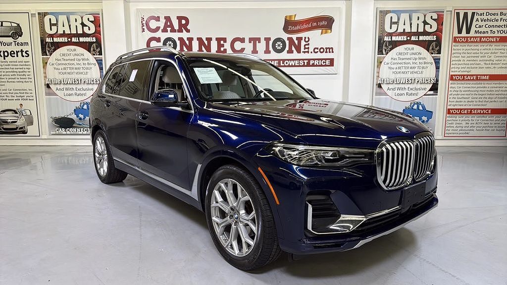 2022 BMW X7
