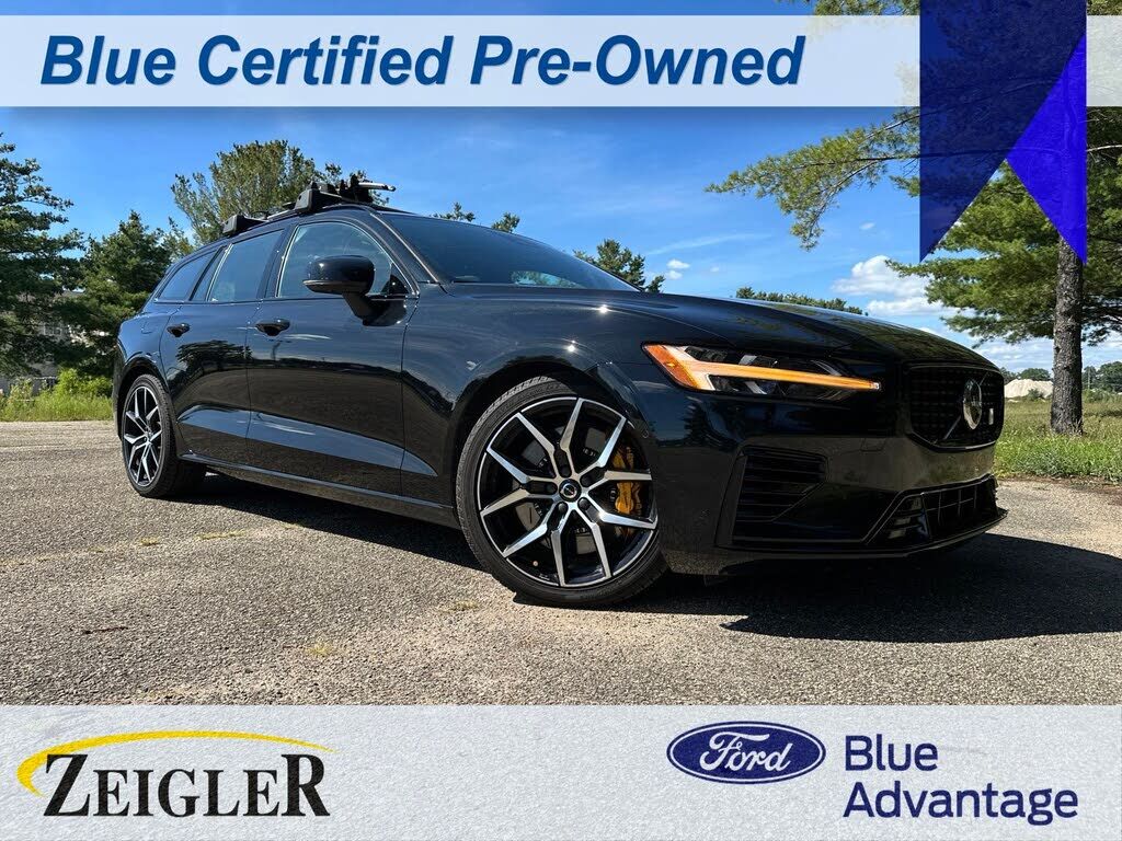 2024 VOLVO V60