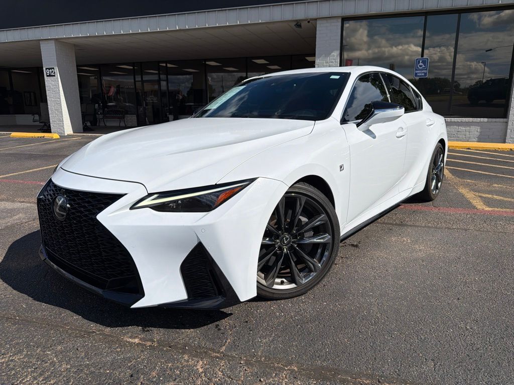 2023 LEXUS IS