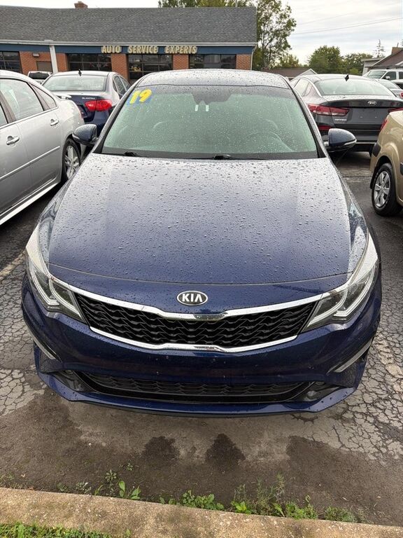 2019 KIA Optima
