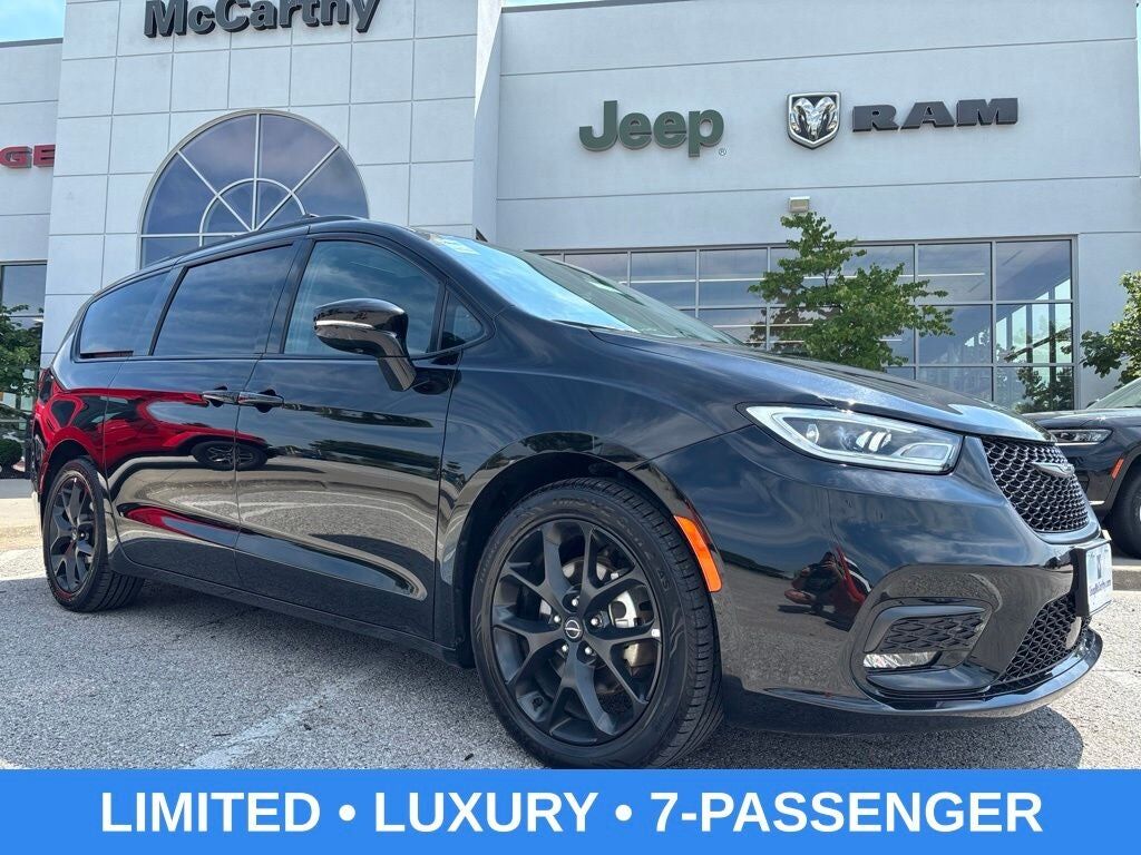 2025 CHRYSLER Pacifica