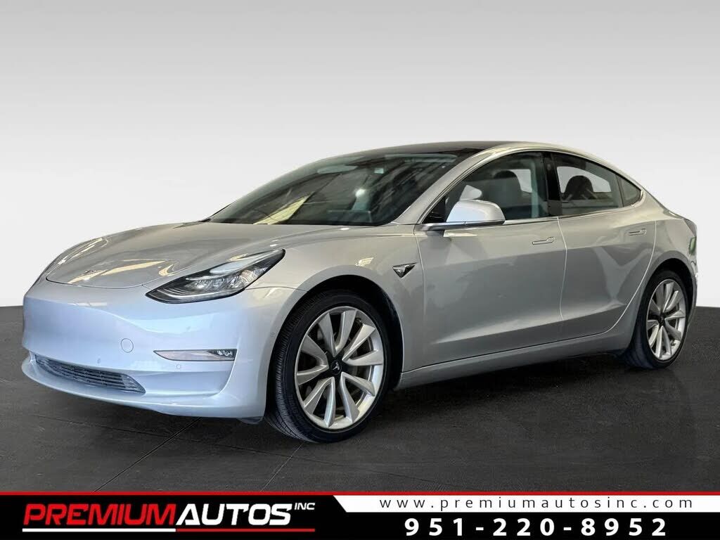 2018 TESLA Model 3
