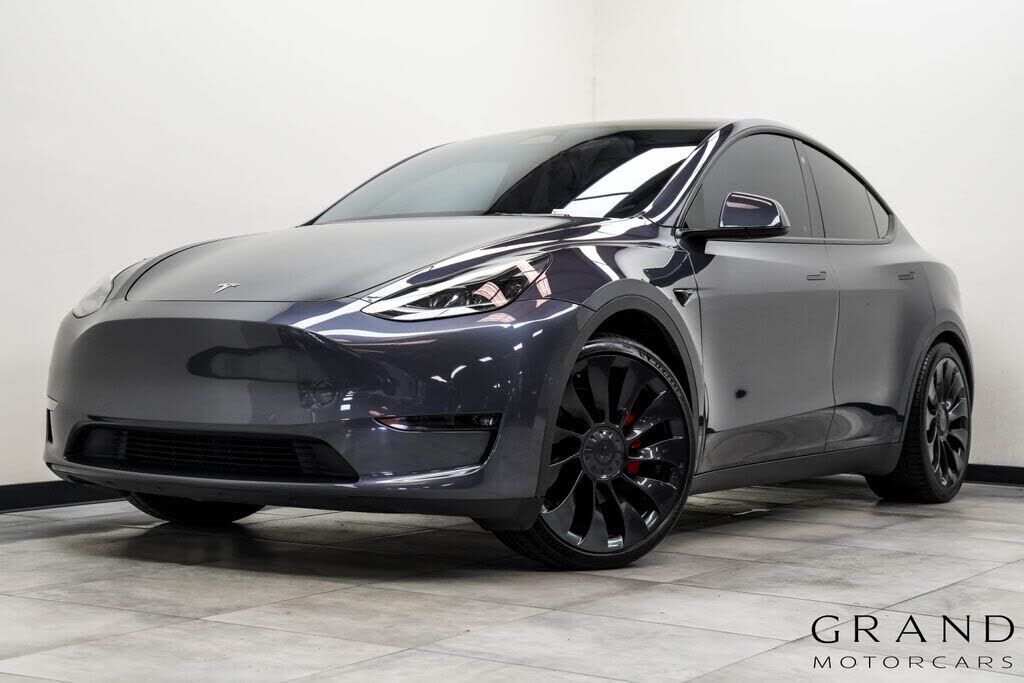 2022 TESLA Model Y