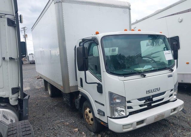 2016 ISUZU NPR-HD