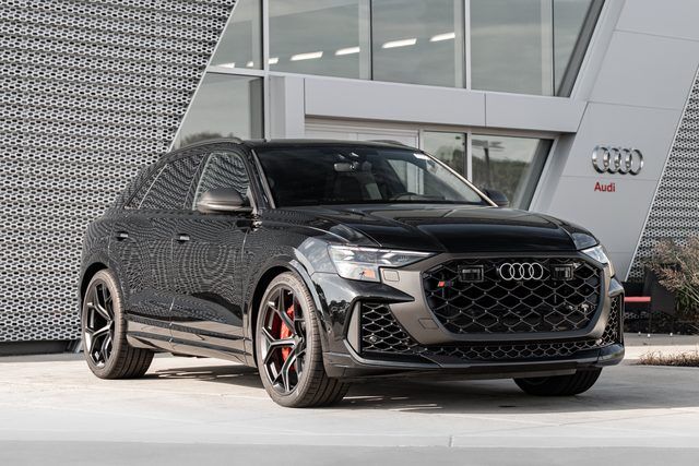 2026 AUDI RS Q8