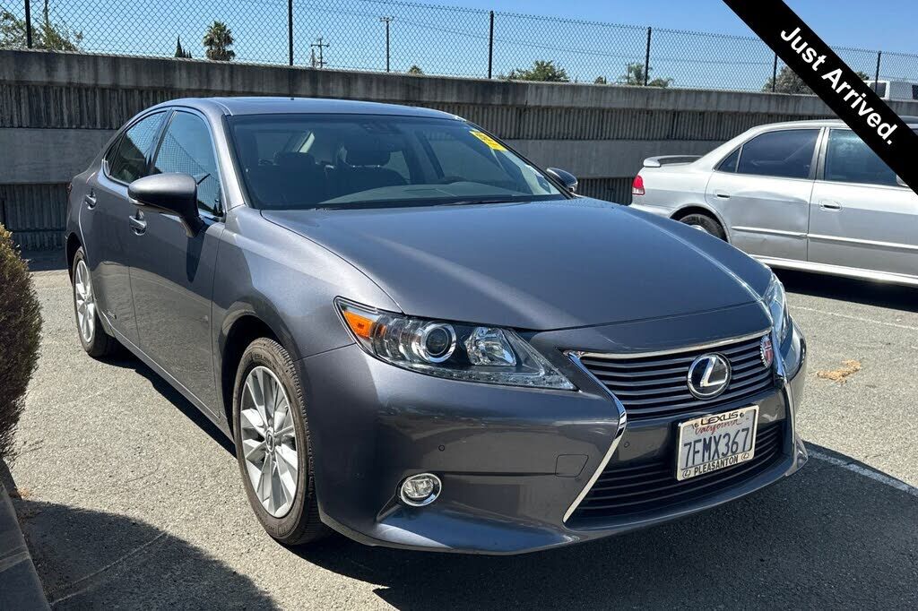 2014 LEXUS ES