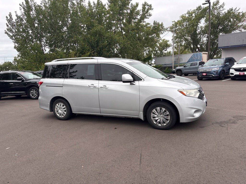 2014 NISSAN Quest