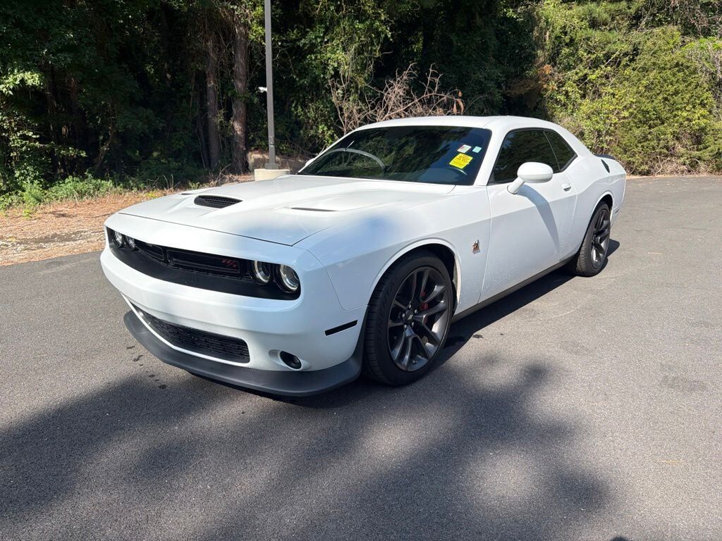 2022 DODGE Challenger