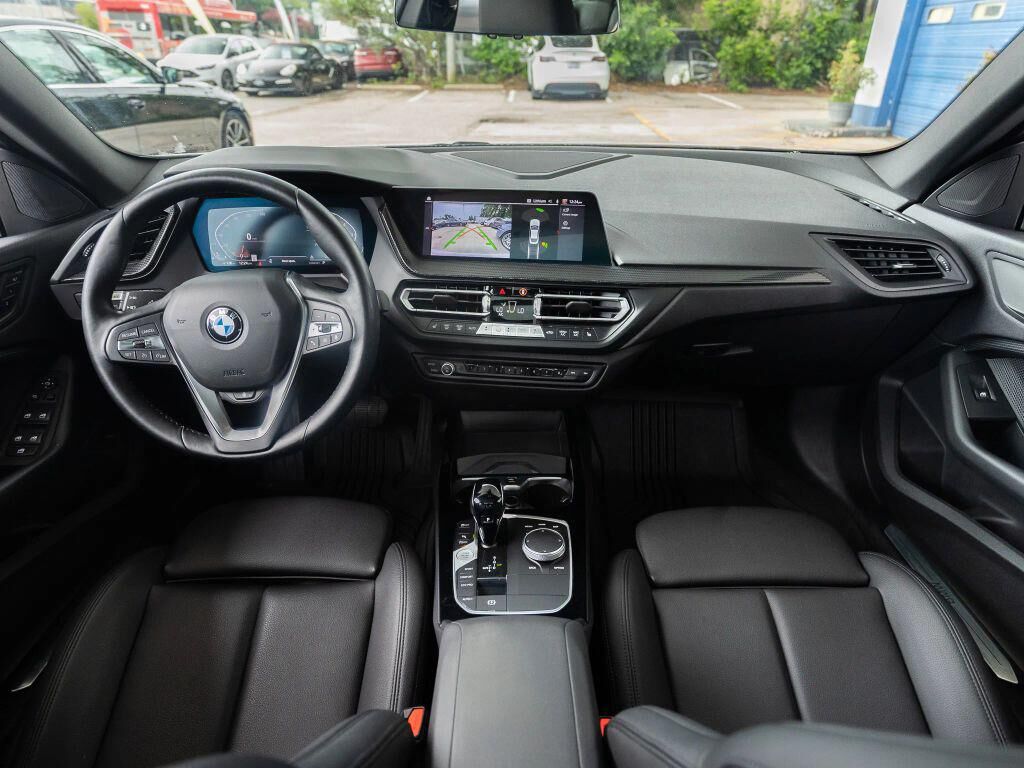 2022 BMW 228i
