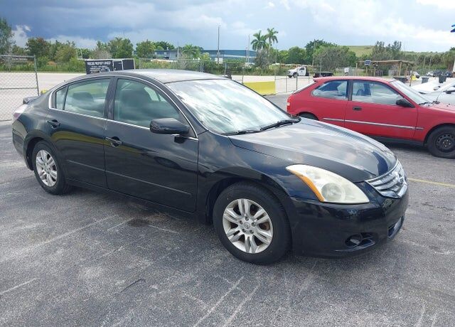 2011 NISSAN Altima