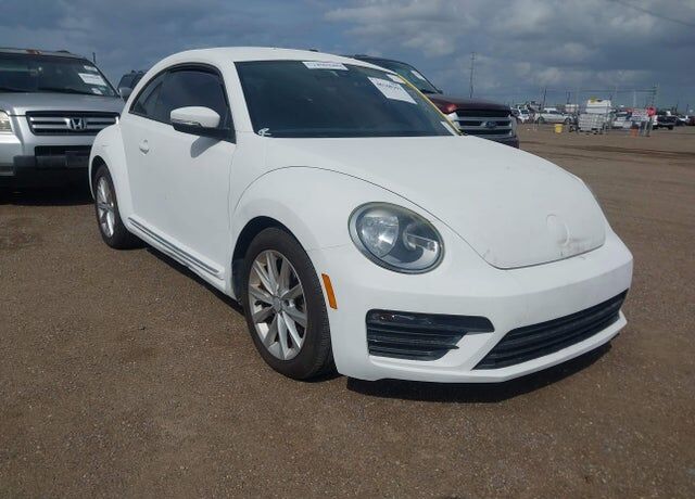 2018 VOLKSWAGEN Beetle