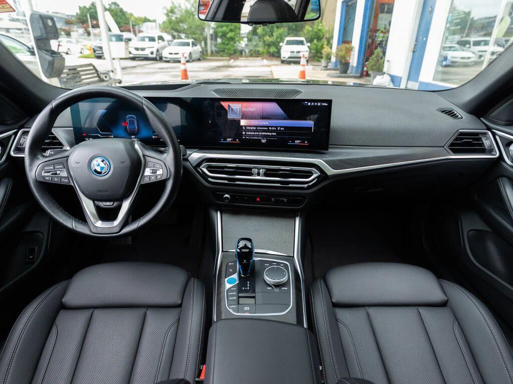2023 BMW i4