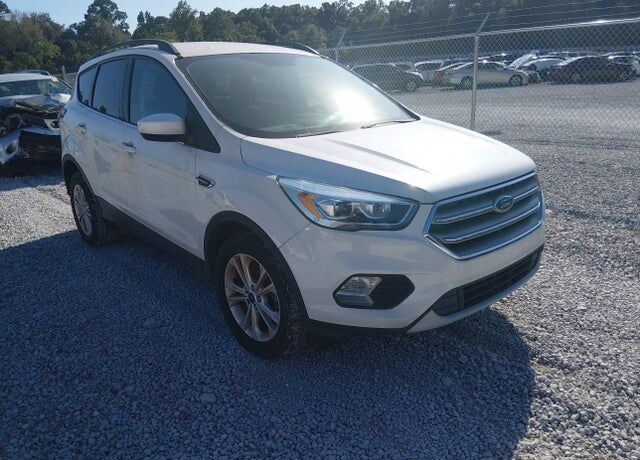 2017 FORD Escape