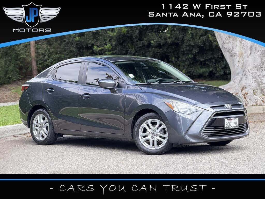 2016 TOYOTA Scion