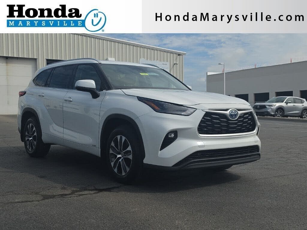 2022 TOYOTA Highlander
