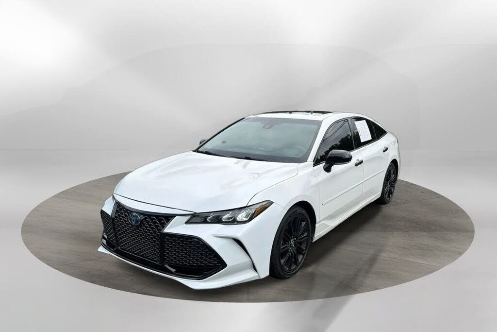 2022 TOYOTA Avalon