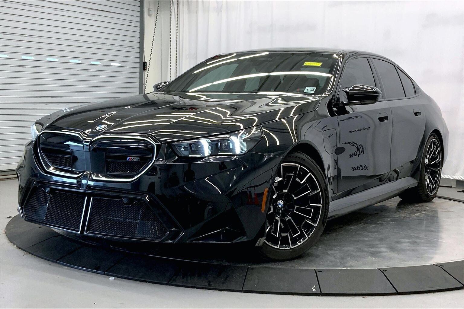 2025 BMW M5