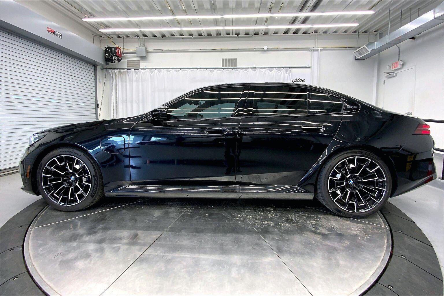 2025 BMW M5