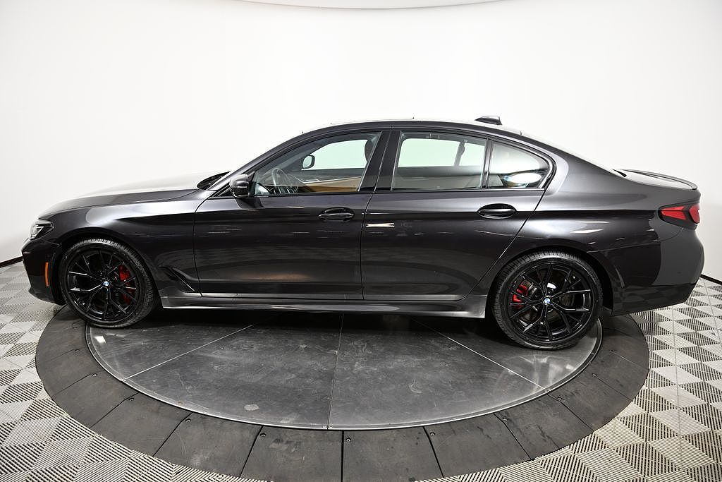 2023 BMW 540i