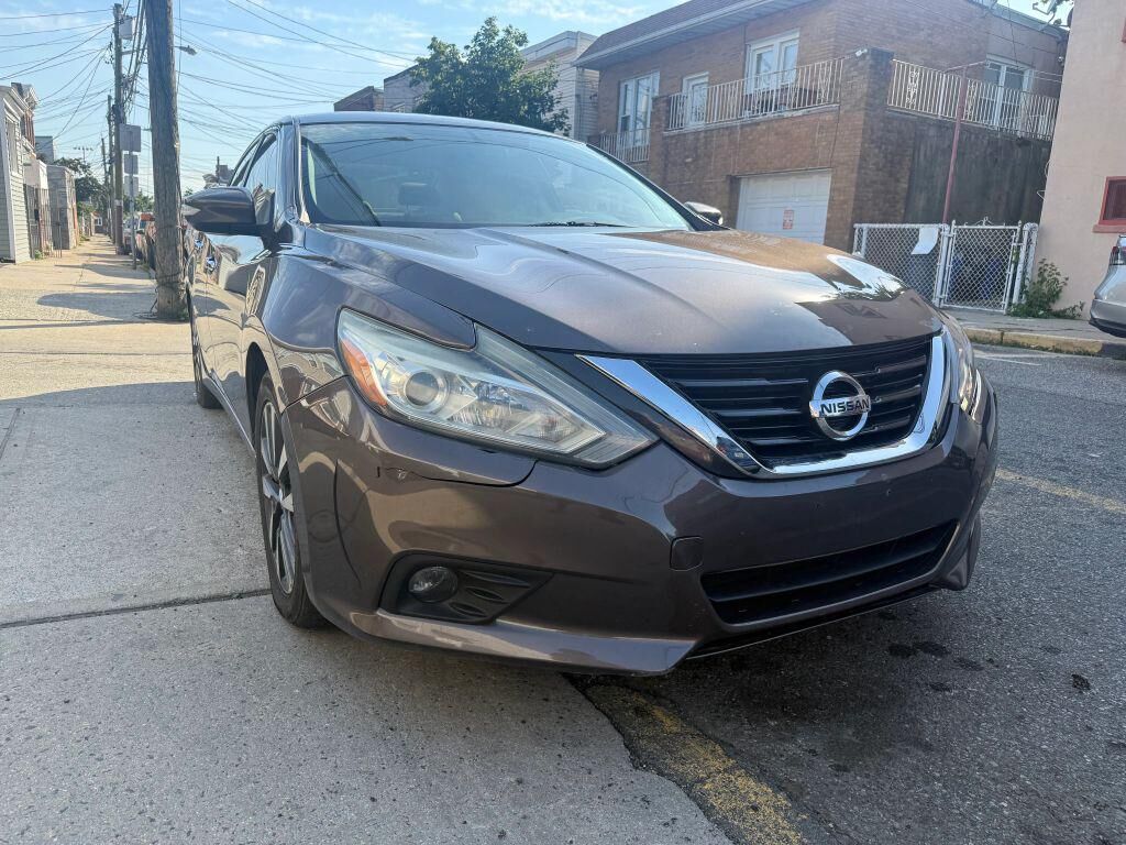 2016 NISSAN Altima