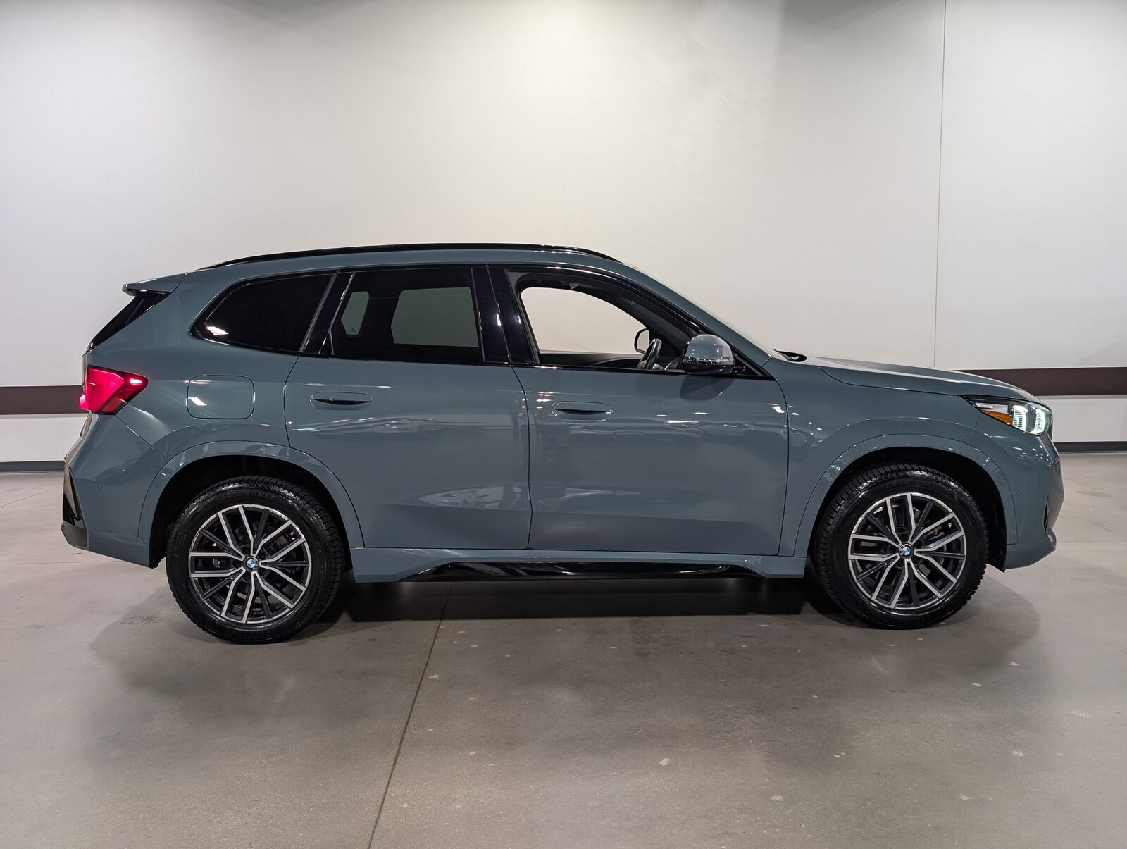 2023 BMW X1