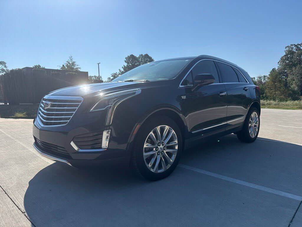 2017 CADILLAC XT5