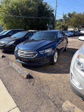 2017 FORD Taurus