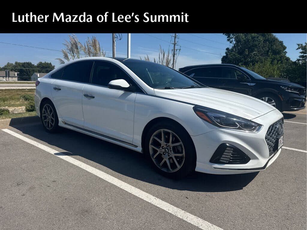2019 HYUNDAI Sonata