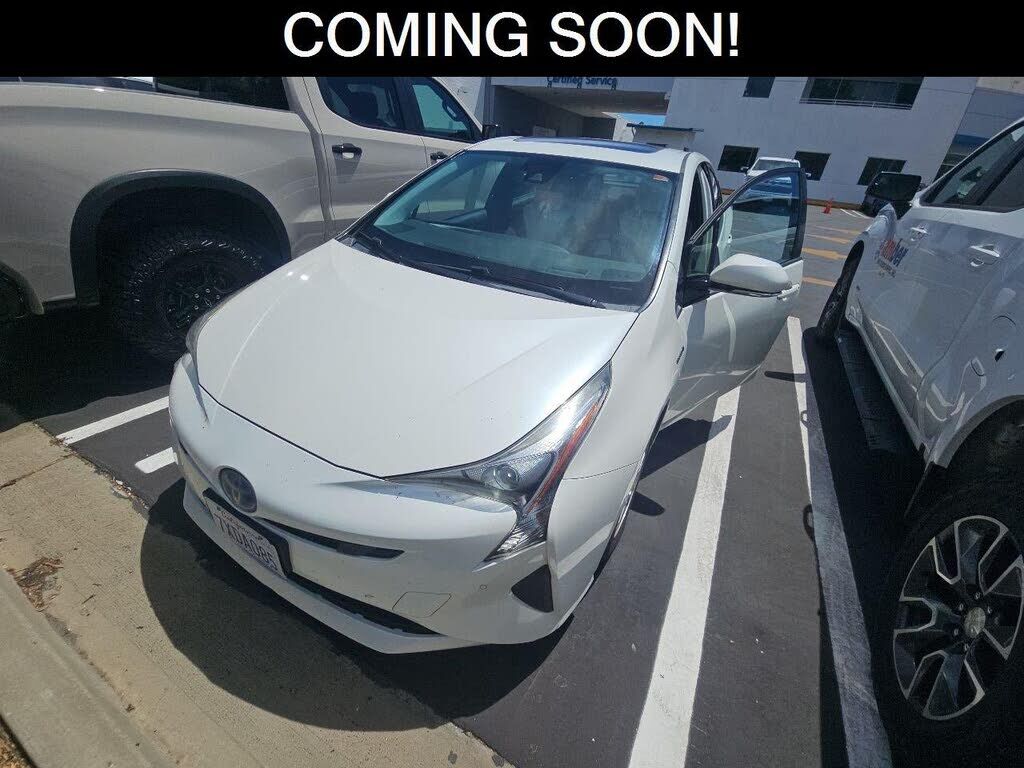 2017 TOYOTA PRIUS