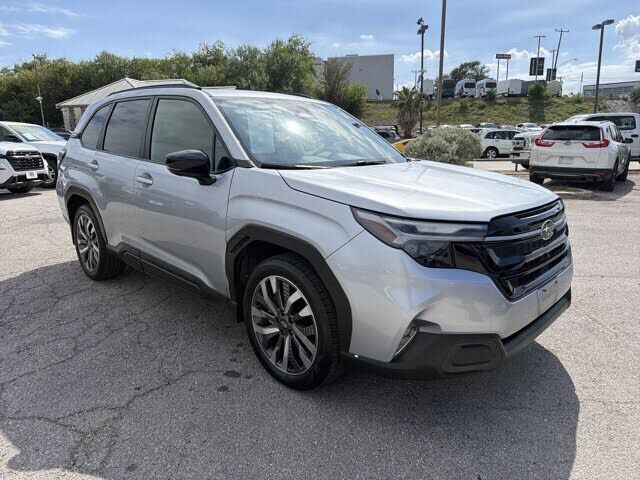 2025 SUBARU Forester