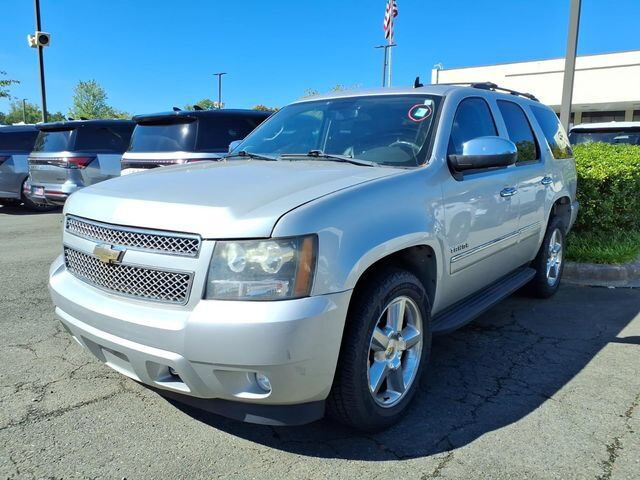 2011 CHEVROLET Tahoe