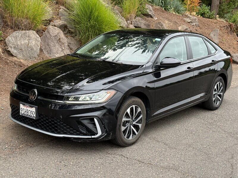 2025 VOLKSWAGEN Jetta