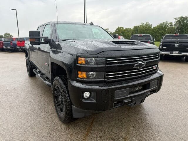 2017 CHEVROLET Silverado