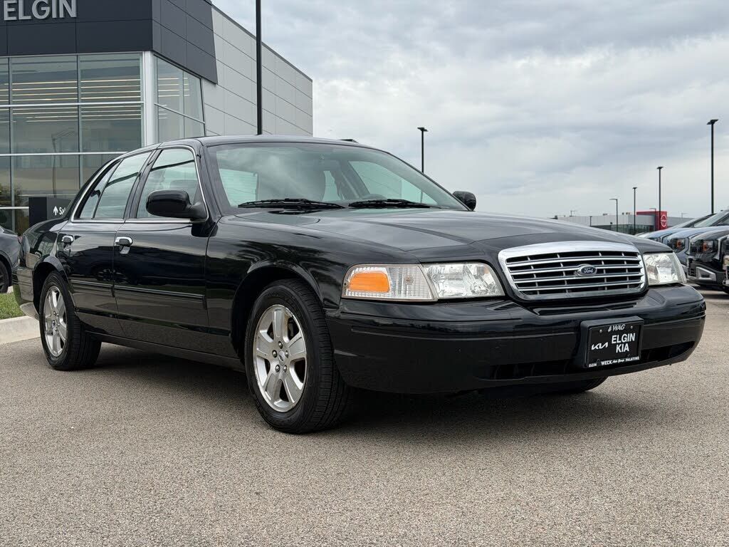 2011 FORD Crown Victoria