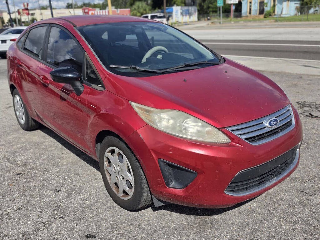 2011 FORD Fiesta