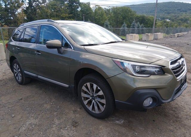2018 SUBARU Outback