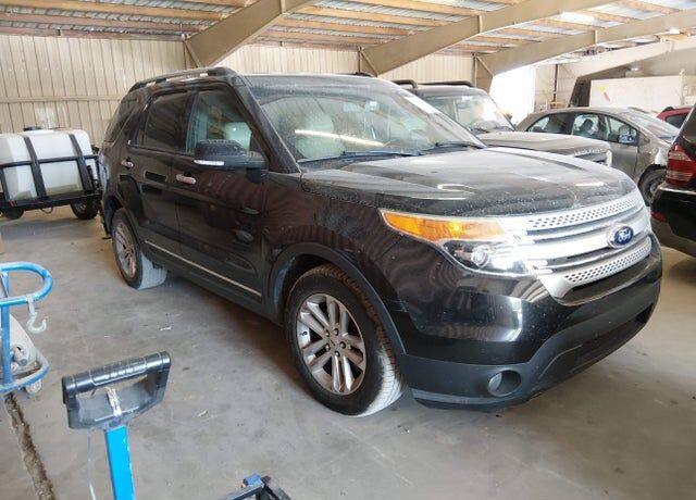 2014 FORD Explorer