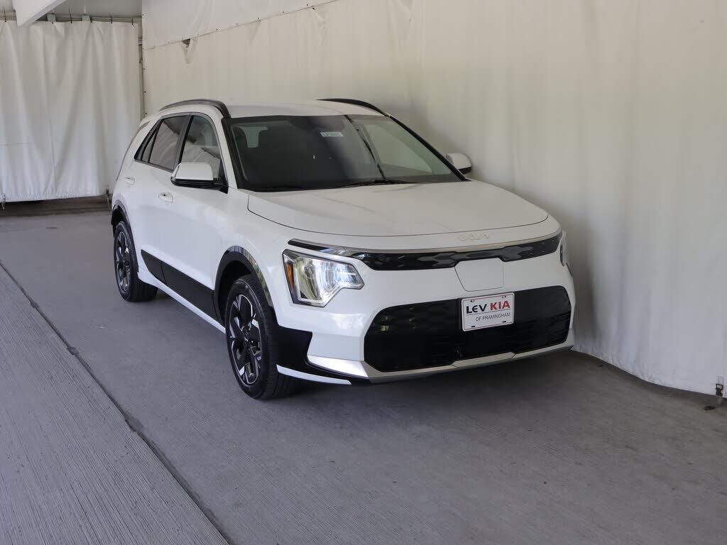 2023 KIA Niro